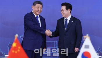 한중 정상회담 97분…美보다 10분 길었는데 왜?
