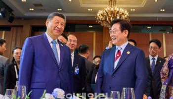 ‘실용외교’ 시동 건 李…한중협력 새 시대 연다