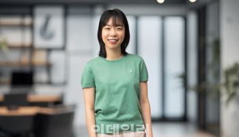 [심(審)봤다!]“AI 파도 타려면…현지화된 글로벌 ‘조력자’ 필요”