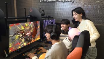 삼성전자, '메이플 아지트'서 게이밍 모니터 체험존 설치