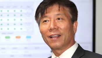 “AI는 사람을 위해 진화해야 한다”