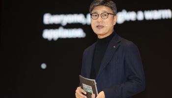 정재헌 SKT 사장 “AWS·오픈AI와 AI DC 구축…한국을 아시아 AI 수도로”