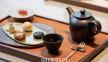 신세계百 ‘디저트살롱’, 서울미식 100선…전통 다과 세계로