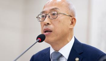 '李변호인 출신' 법제처장, '변론성' 발언 반복…野 "아직 변호인인가"