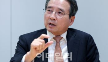 관세협상 막전막후…김용범 "잠꼬대로 러트닉 불렀다"