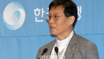 이창용 총재, BIS총재회의와 싱가포르 핀테크행사 참석차 출국