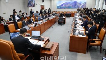 인권위 국감서 여야 공방..."尹계엄 인권침해" vs "양평 공무원 사망 의문"