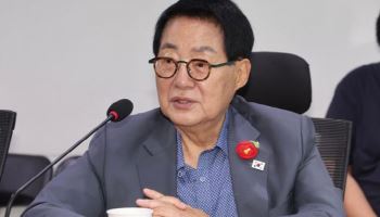 “쏘폭 마시고 집에 간다”…박지원, ‘징역 2년 구형’에 분노