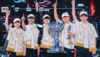 ‘3연속 우승’ 롤드컵 새 역사쓴 T1