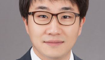 [목멱칼럼]사라지는 장부, 흔들리는 회계의 균형