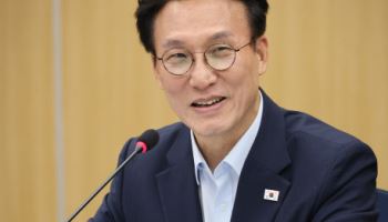 김총리 “투자의 핵심은 타이밍…기업투자 위한 규제개선에 만전”