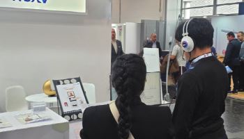 넥스브이, MEDICA 2025서 AI 기반 ‘멘탈헬스체어’ 첫 공개