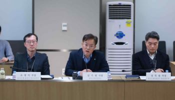 “비현금 결제수단 선호 현상…급변하는 환경에 대응해야”