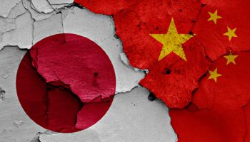 中 외교부, 다카이치 연일 비난 “군국주의 경보 울렸다”