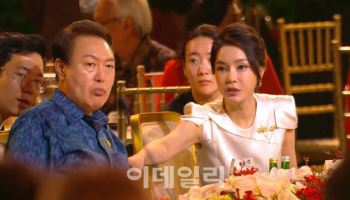 김건희특검, 내달 尹부부 소환…'이기훈 도주' 조력자 압수수색