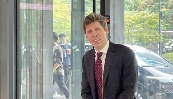 샘 올트먼 "구글이 앞서도 일시적… 초지능 경쟁에서 우리가 승리"
