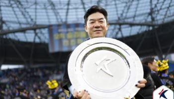 ‘K리그2 우승’ 인천, 윤정환과 함께 1부리그 간다... ‘3년 재계약’