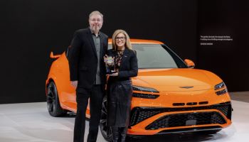 ‘10점 만점에 9.6점’…美 최고 럭셔리차로 뽑힌 ‘이 車’