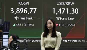 코스피, 반도체株 강세에 3860선 복귀…삼성전자 3%대 오름세