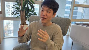 "실패한 실험도 데이터…논문 검색 100년 관성, AI로 깬다"