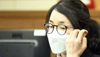 김건희 비서, 등 돌렸다…“샤넬 가방 바꿔달라고 부탁”