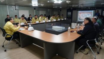 김인호 산림청장 "지역경제 견인…명품수목원 조성"