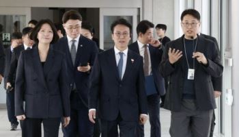 金총리 “데이터센터는 AI 고속도로…국가경쟁력 좌우하는 핵심동력”
