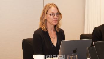 “교육은 국경을 넘는 글로벌 공공재”…조안 드제거가 말하는 ODA의 미래