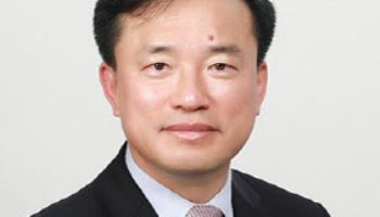 李대통령, 방미위원장 후보에 김종철, 국토부 차관에 김이탁(상보)