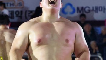 '자이언트 베이비' 김민재, 적수가 없다...생애 통산 세 번째 천하장사 등극