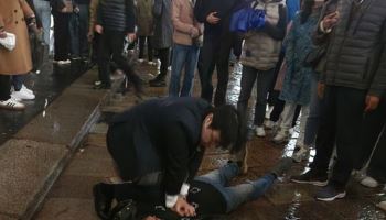 신혼여행 떠난 이탈리아에서…한국 공무원, 쓰러진 시민 살려