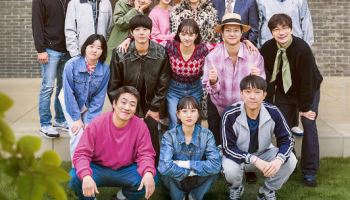 "모이기 더럽게 힘들어"…'응팔' 10주년, 혜리는 센터→류준열은 불참
