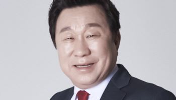 임하룡, 데뷔 47년 만에 첫 에세이 출간