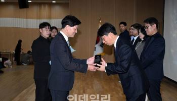 풀무원샘물, 밀양시 우수기업 표창 수상…"지역사회 상생 공로"
