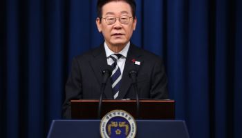 李 “12월 3일, ‘국민주권의 날’ 정할 것…국민들 노벨평화상 자격 있어”[전문]