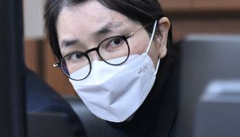 특검 "김건희, 사법·국가통치시스템 붕괴시켜…침묵·은폐 일관"