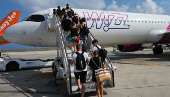 "전쟁참사 구경꾼 몰릴 것"…유럽 항공사들, 우크라 운항재개 채비