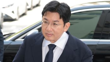 방시혁 하이브 주식 1568억 동결…法, '추징보전' 인용