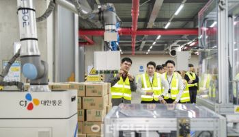 CJ대한통운 물류센터 찾은 태국 유통공룡…“K물류 배우자”