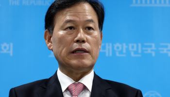 野윤한홍, 장동혁 면전서 “국정마비가 계엄원인? 尹 벗어던져야”
