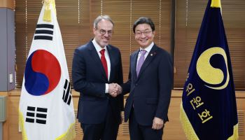 이억원, 아마존 수석부회장과 면담…금융 보안 협력