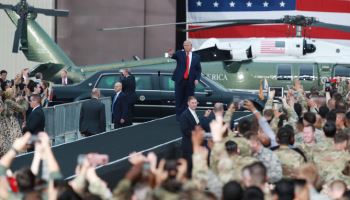트럼프 보란듯…美의회, 최종안에 “주한미군 현 수준 유지”