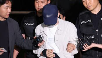‘삼부토건 주가조작’ 핵심인물 도피 도운 상장사 회장 구속
