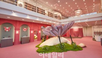 홍대·도산 찍고 성수까지…에이피알, 플래그십스토어 오픈