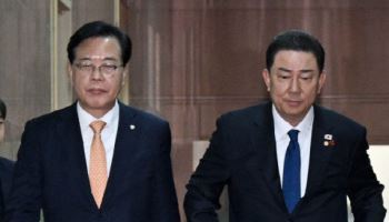 여야, 9일 본회의 오후 4시로 연기…"이견 못 좁혀"