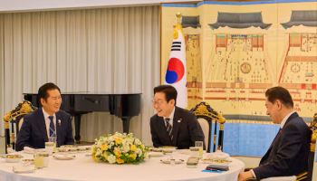 李 대통령 "개혁입법, 국민 눈높이 맞게 처리됐으면"