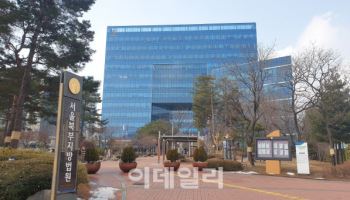 '86 운동권' 허인회, 도청탐지기 청탁 유죄…항소심서 뒤집혔다