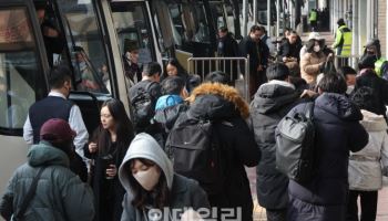 '9연상' 신기록, 주가 '10배' 뛴 천일고속…급락주의보, 왜