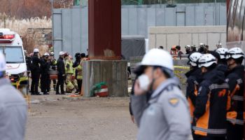 경찰·노동당국, `광주 도서관 붕괴` 시공사 압수수색…수사 속도