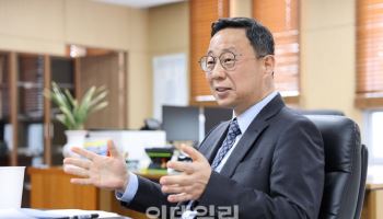 법원, 尹정권서 쫒겨난 고용정보원장에 '해임 취소' 판결